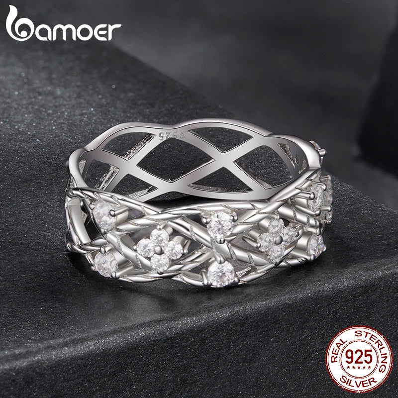 BAMOER 925 Sterling Silver Ring, With Tiny Moissanite 4-Leaved-Clovers, White Gold Plated, Vintage Style
