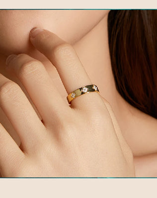 BAMOER Lucky Clover Band, S925 Gold Plated with Tiny Moissanites in Clusters of 4.  Unusual, Stylish Commitment Ring