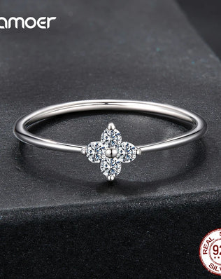 Bamoer 925 Sterling Silver Ring, Platinum Plated, With 4-Leaf Clover In Moissanite Lab Diamonds