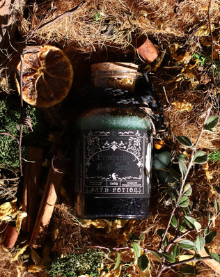 Ancient Witch Bath Spell Potion & Aventurine Crystal Amulet - Prosperity