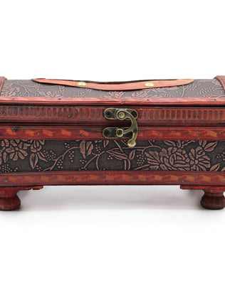 Tissue Box Classic Glamour with legs