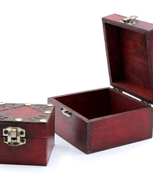 Set of 2 Gothic Square Boxes