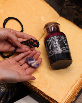 Ancient Witch Bath Spell Potion & Amethyst Crystal Amulet - Seduction