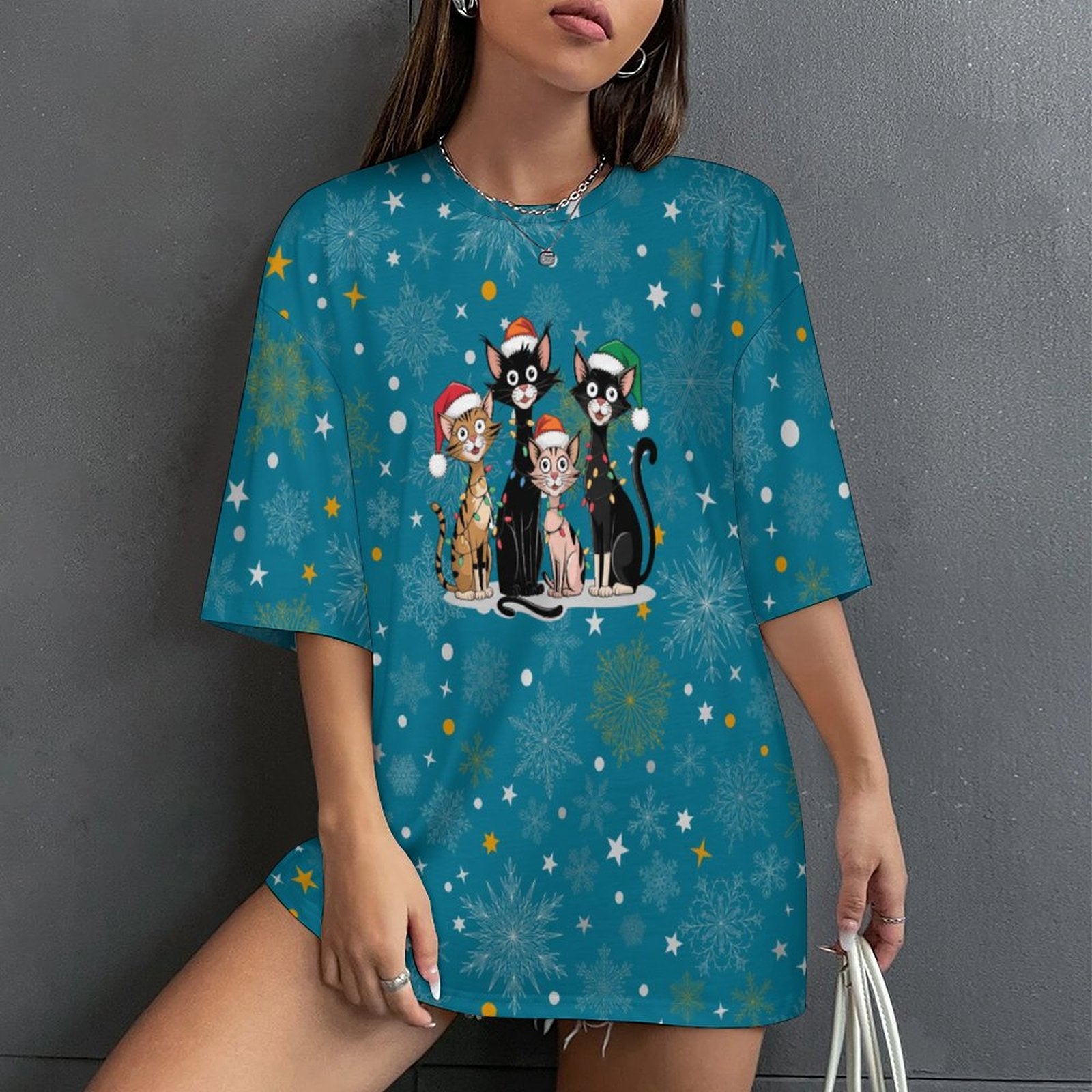 Drop Shoulder Baggy Tee with Cute Christmas Kitties, Unisex, Loungewear, Casual, Fun